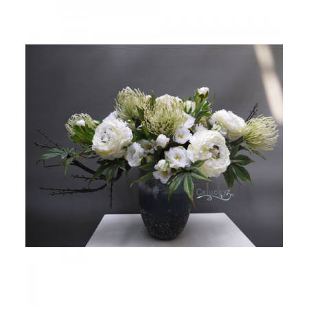 TP154779 - Bình Thủy Tinh Hoa Camellia, Hồng Tiểu Muội